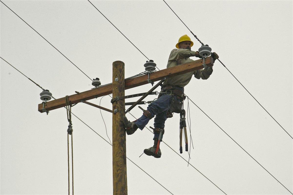 Emergency Electrician in Huntsville, AL - 24/7 Rapid Hazard Response